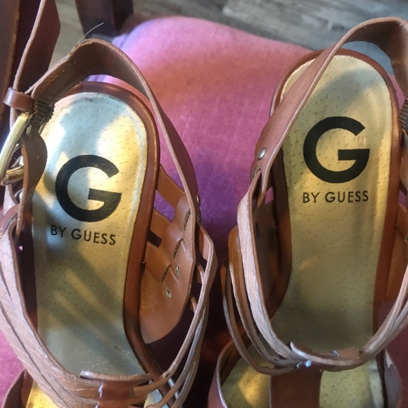 Guess wood wedges. Amazing gorgeous wood heels 😍 - Picture 3 of 5